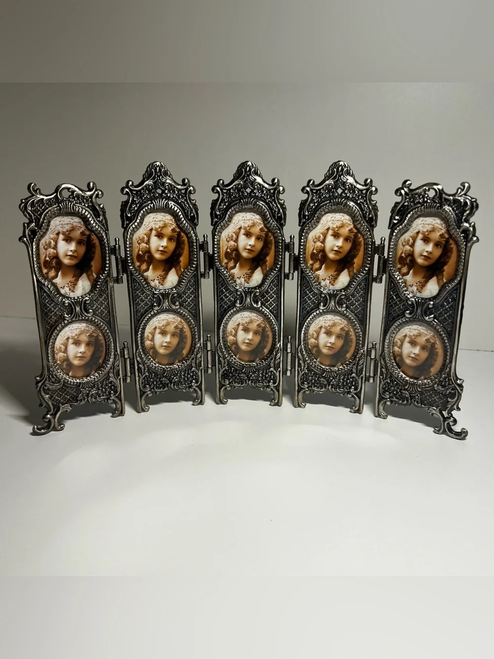Vintage Ornate Mini Pewter H. D. 1994 FOLDING Screen OF 10 Picture Frames Taiwan